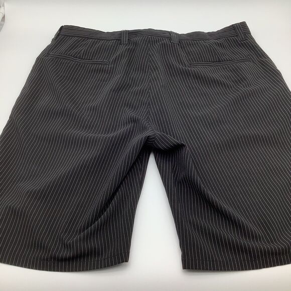 Travis Mathew Mens Golf Shorts Black Striped Size 36 - Picture 4 of 8
